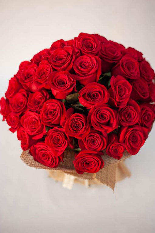 Ramo de rosas rojas espectacular, grande para regalar en cumpleaños, precio domicilio Madrid